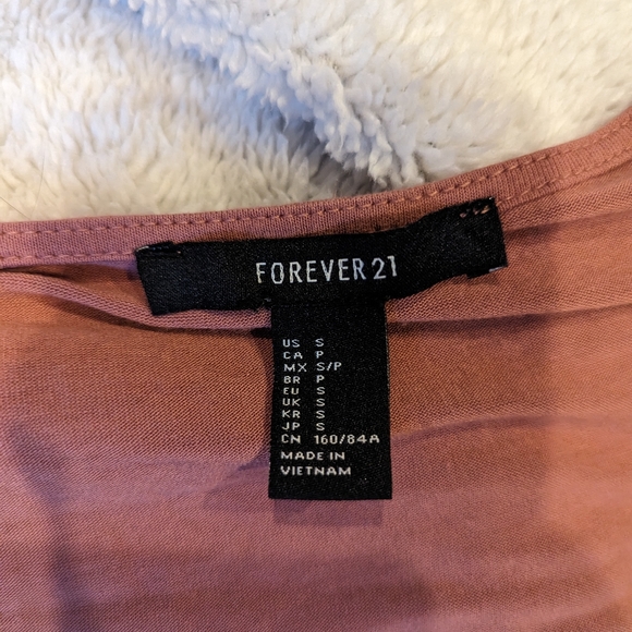 Fit and Flare "Wrap" dress - Picture 2 of 4